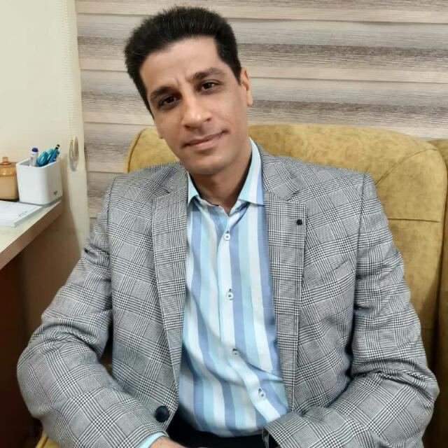 دکتر بهروز آتش روز